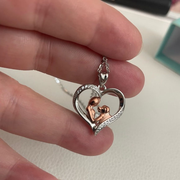 925 Sterling silver heart “love your puppy” necklace - Picture 5 of 7